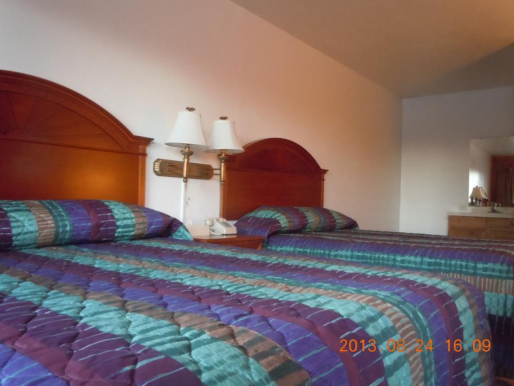 High Country Motel Bellevue 部屋 写真