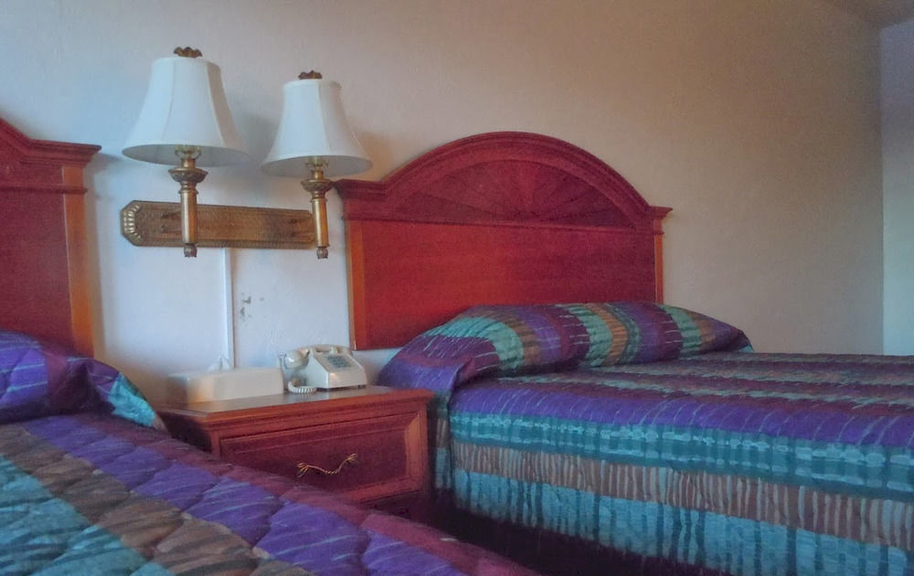 High Country Motel Bellevue エクステリア 写真